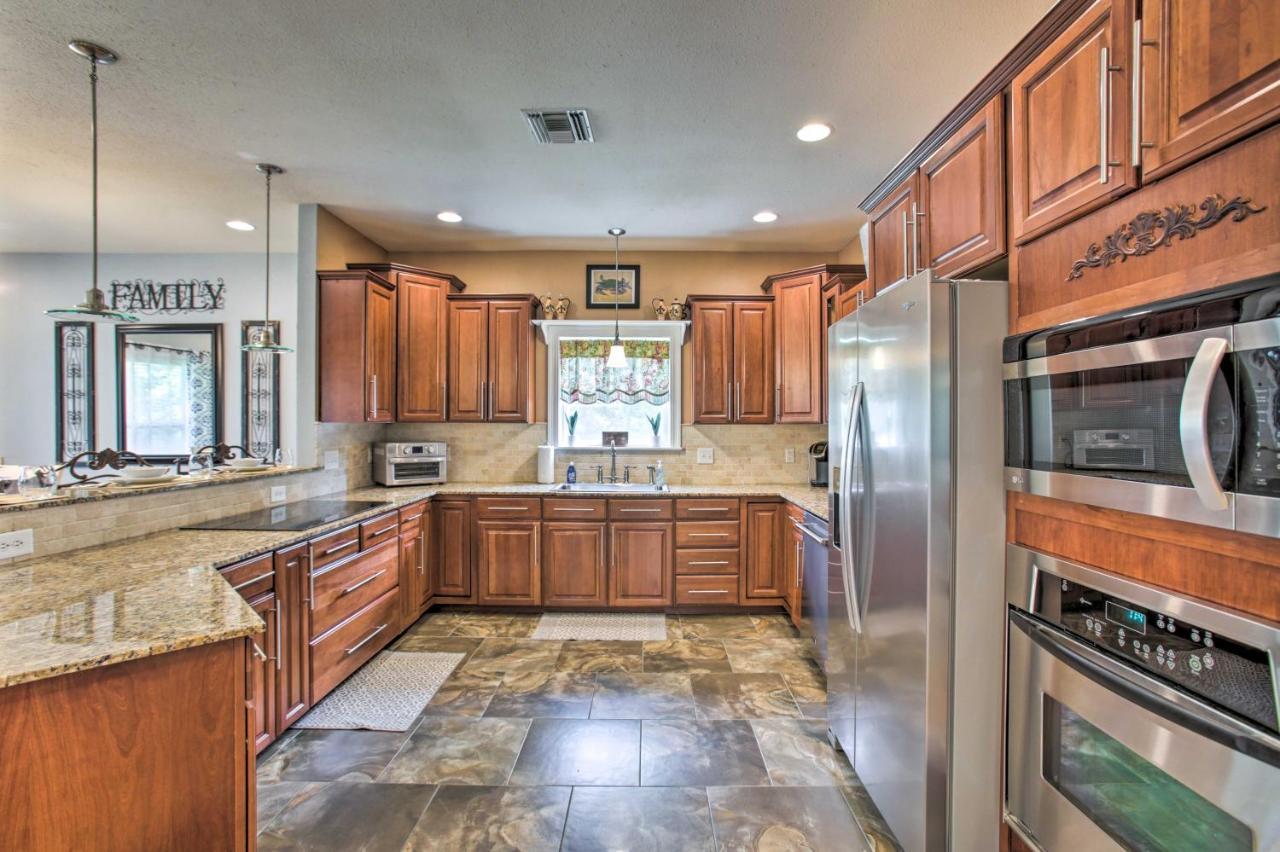 Waveland Family House, 4-Minute Drive To The Beach Extérieur photo