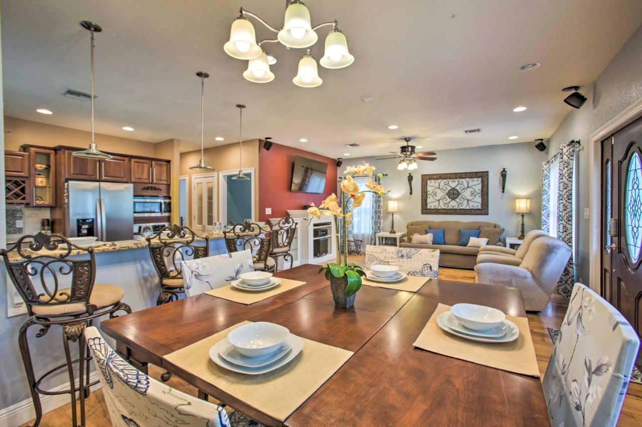 Waveland Family House, 4-Minute Drive To The Beach Extérieur photo